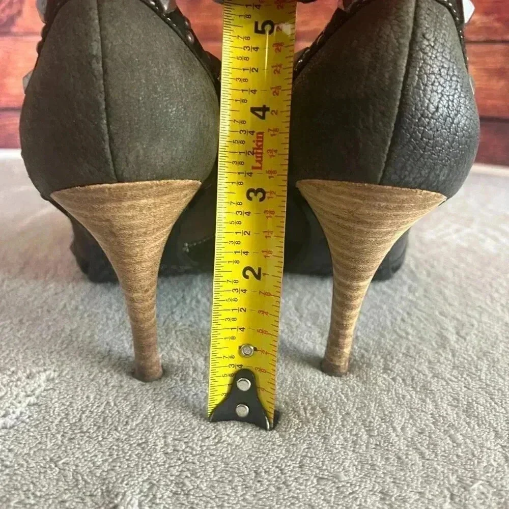 Donald J. Pliner Sport-I-Que Beatrice Muted Black Studded High Heel Pump Shoes - Picture 5 of 16